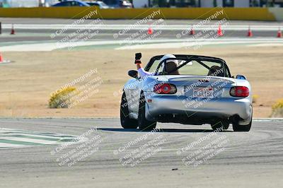 media/Nov-02-2025-Speed Ventures (Sun) [[c948a89870]]/Black/Session 2/